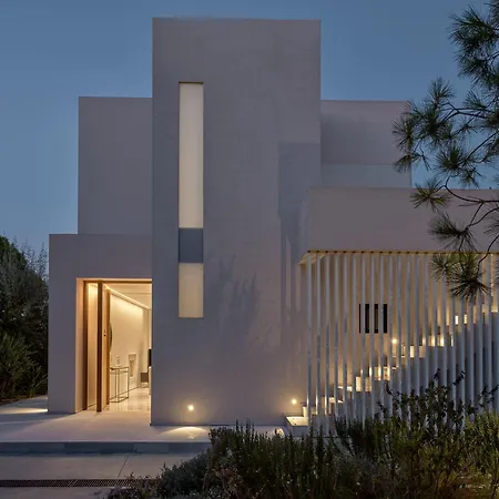 Butterflies Luxury Estate Villa *