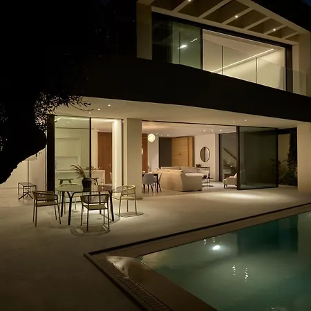 Butterflies Luxury Estate *